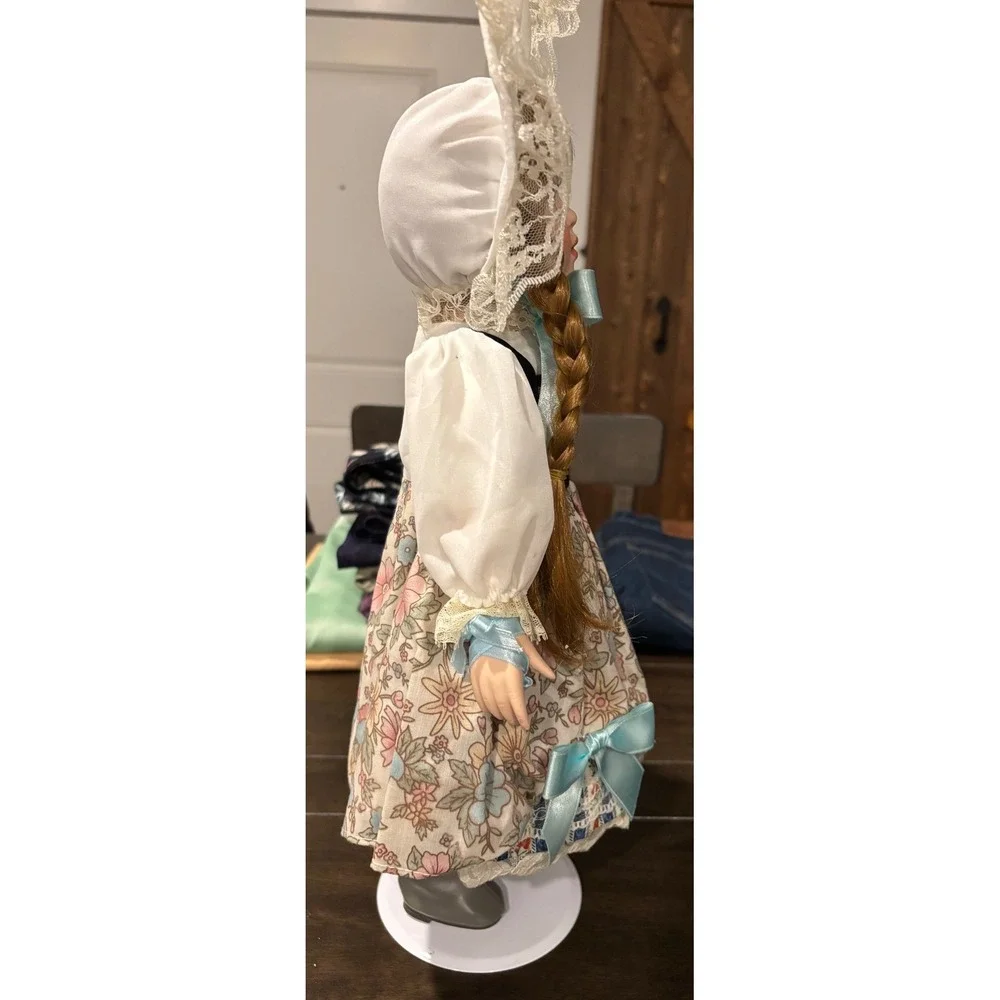 Collectible Memories Little Bo Peep Porcelain Doll with Lamb and Stand